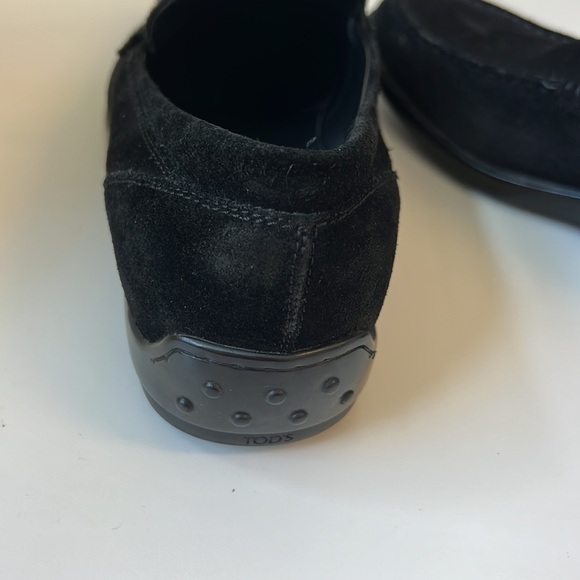 Tod’s Men’s Suede Loafer. Excellent Condition. Size 7.5 main image 9